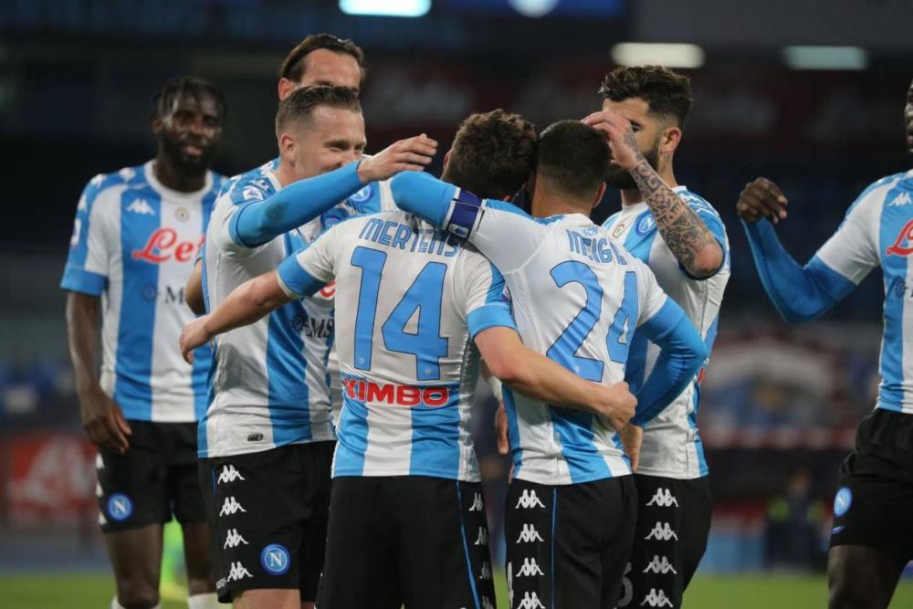  那不勒斯强势反弹，客场三球完胜拉齐奥紧追前四